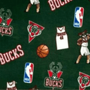 Milwaukee Bucks - NBA Fleece - Tossed Logo