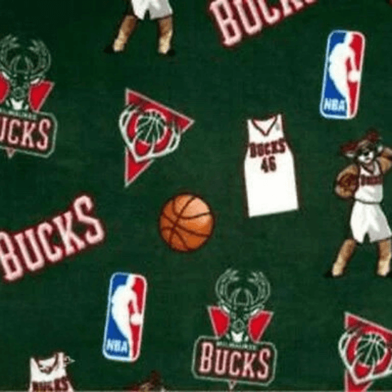 Milwaukee Bucks - NBA Fleece - Tossed Logo