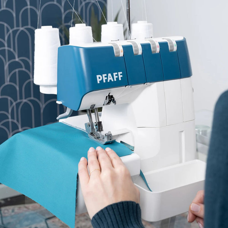 PFAFF® admire™ 1000 Overlock Machine